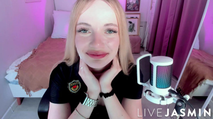 MicheleRoyale MicheleRoyale